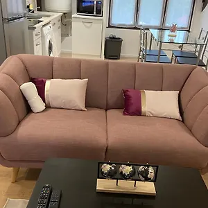 superbe-appartement-refait-a-neuf-proche-aeroport.fr-paris.fr/
